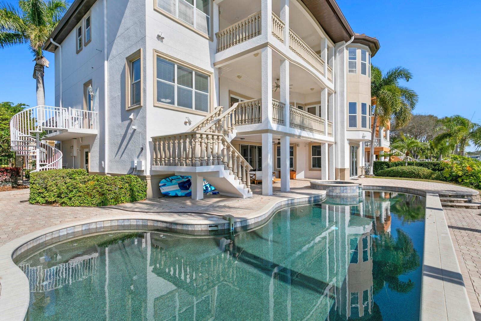 KIPPS COLONY ESTATES AT PASADENA YACHT/COUNTRY CL - Residential