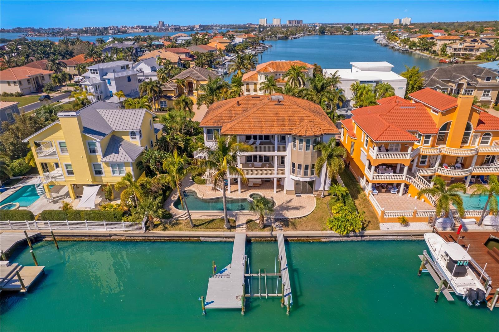 KIPPS COLONY ESTATES AT PASADENA YACHT/COUNTRY CL - Residential