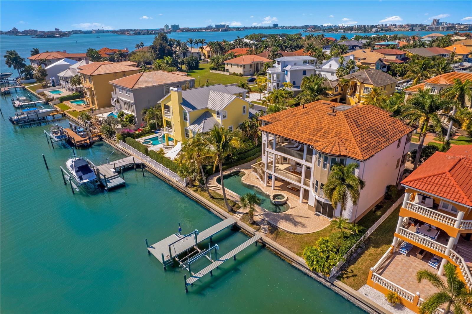 KIPPS COLONY ESTATES AT PASADENA YACHT/COUNTRY CL - Residential