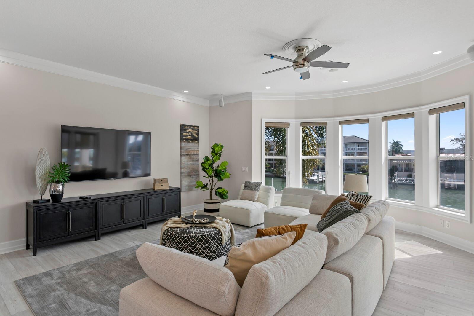 KIPPS COLONY ESTATES AT PASADENA YACHT/COUNTRY CL - Residential