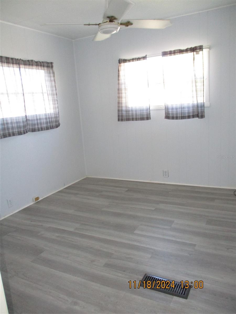 COMMONWEALTH MOBILE ESTATES ADD 01 - Residential