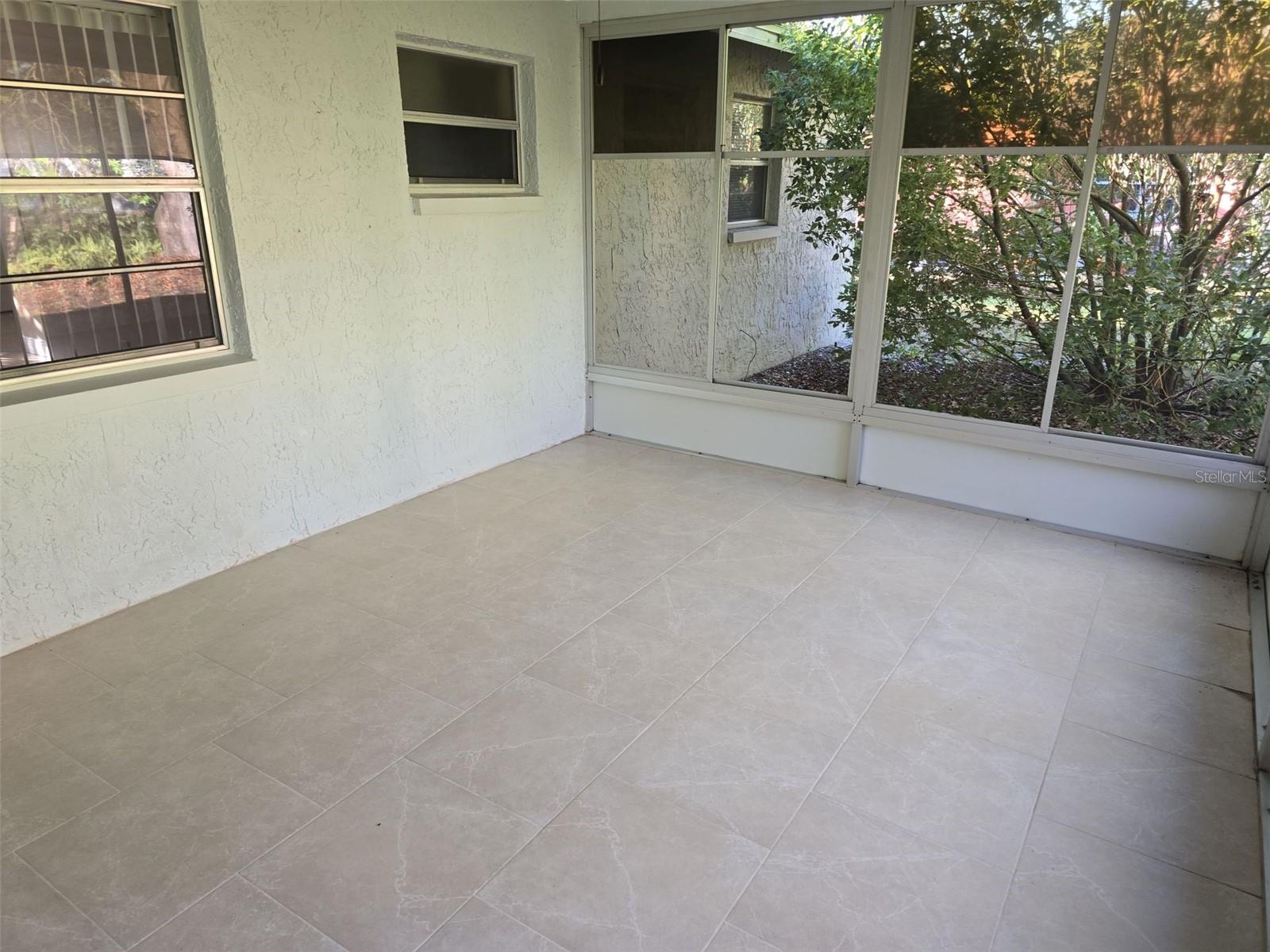 HEATHER THE - Residential Lease