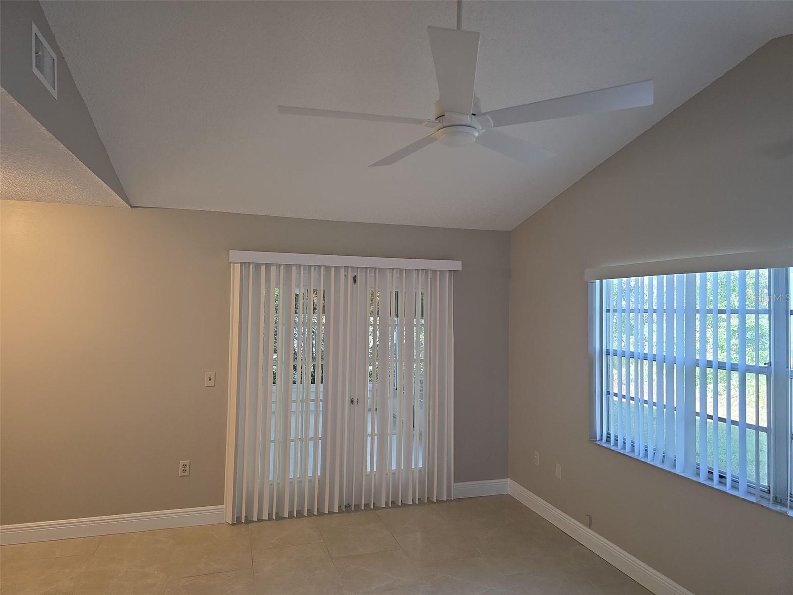 HEATHER THE - Residential Lease