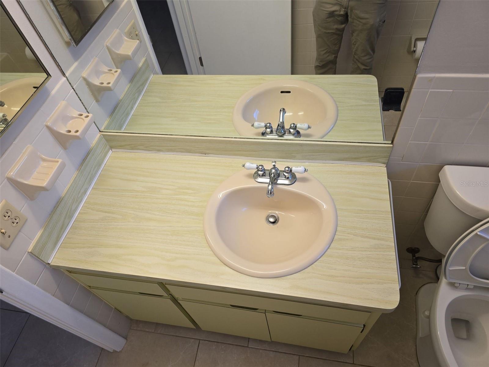 HEATHER THE - Residential Lease