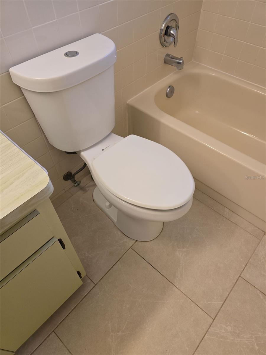 HEATHER THE - Residential Lease