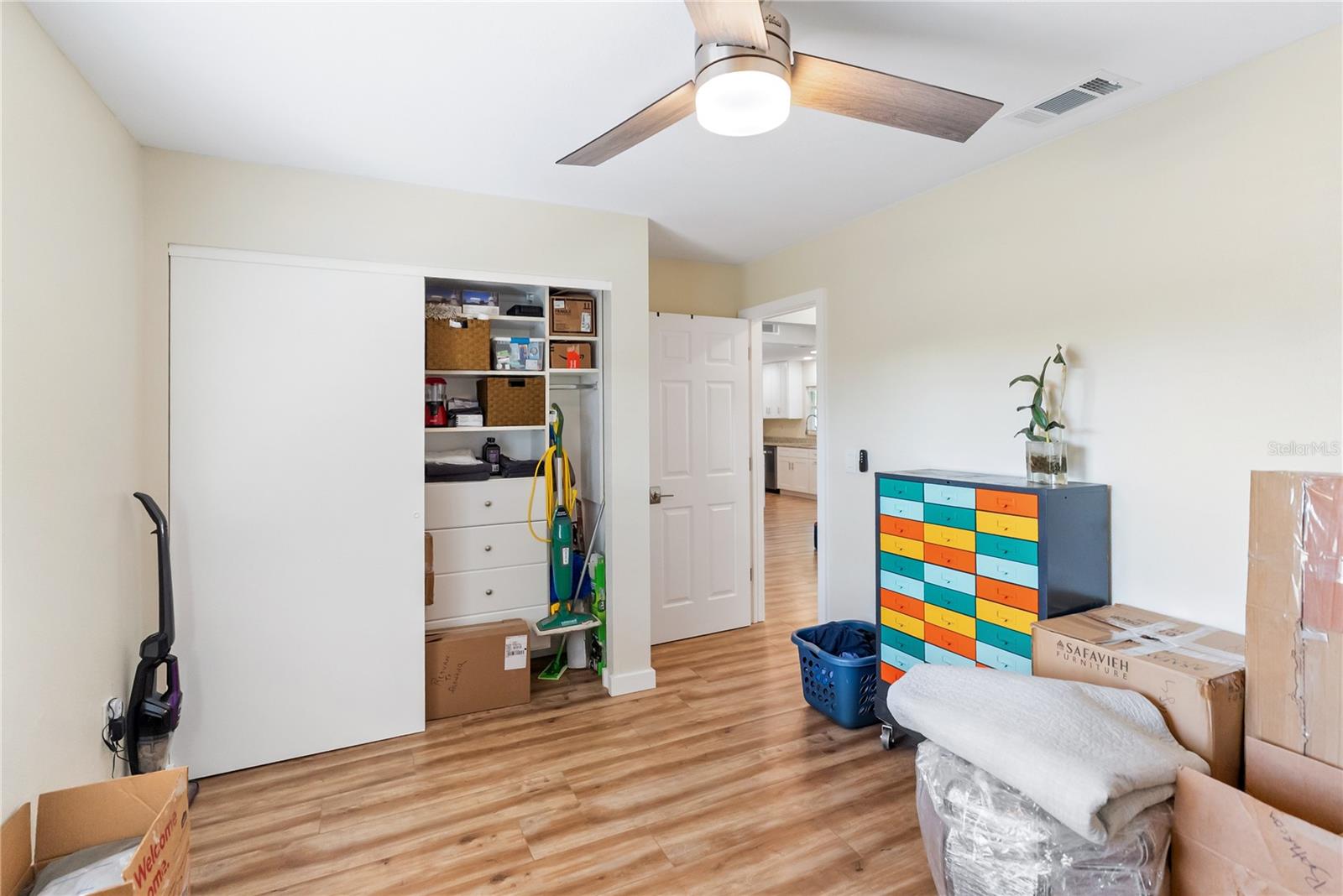 SPRING OAKS - Residential