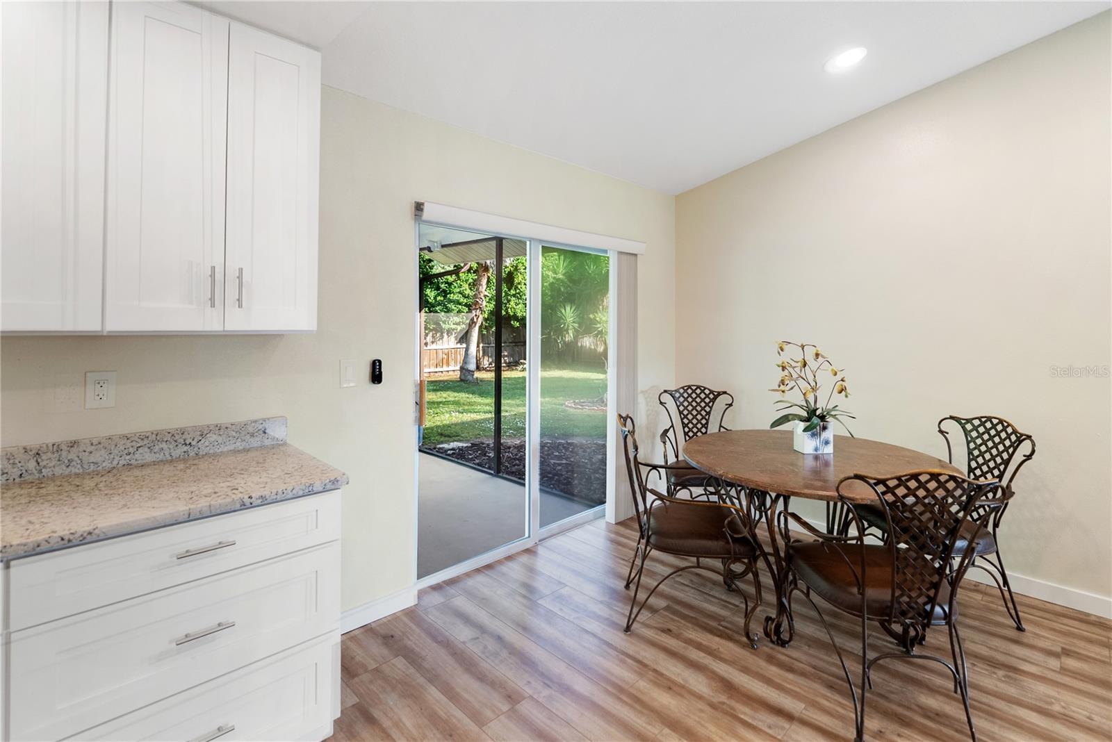 SPRING OAKS - Residential