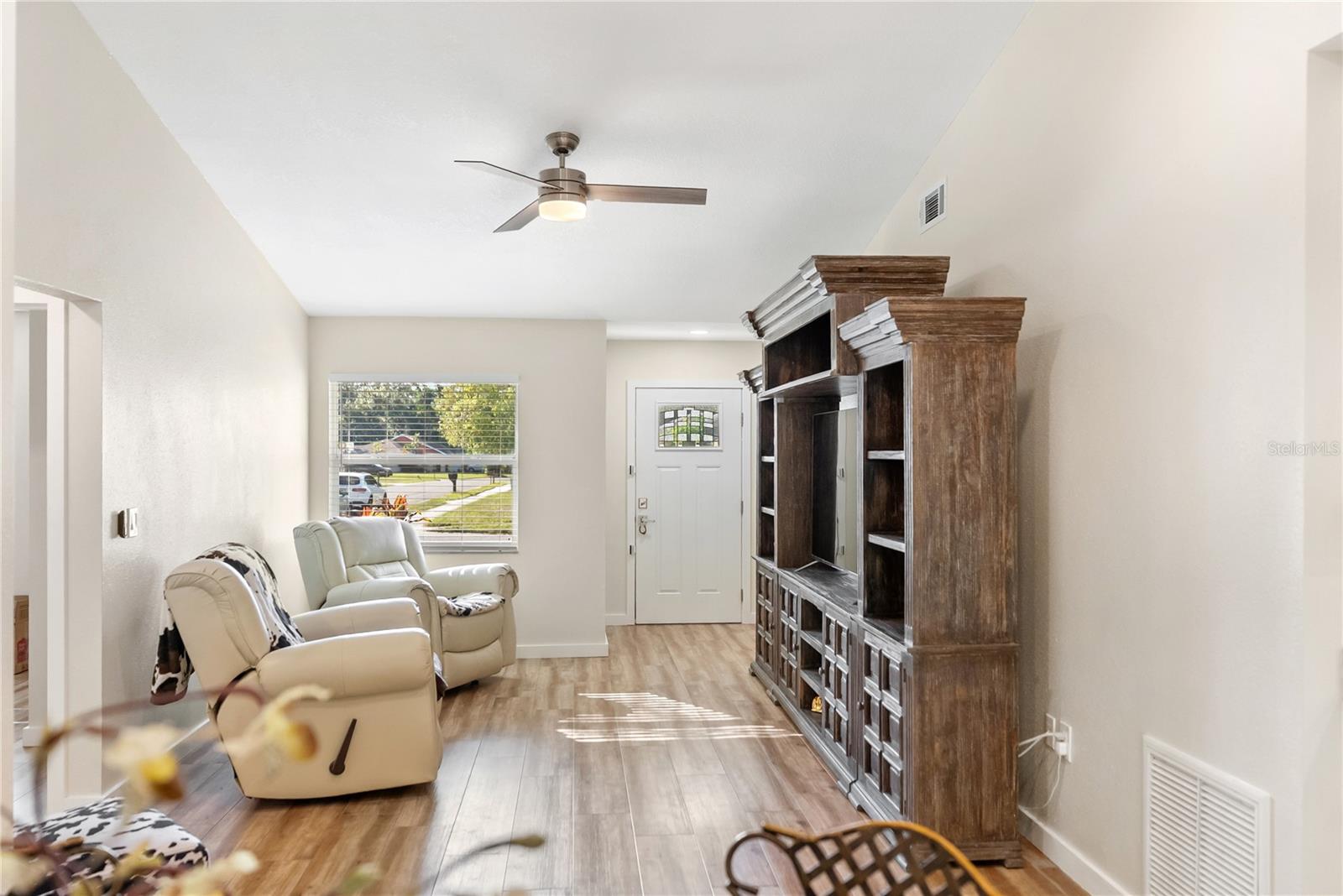 SPRING OAKS - Residential