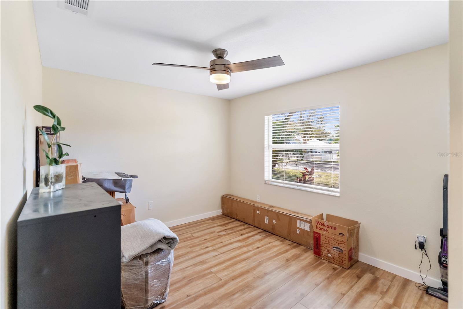 SPRING OAKS - Residential