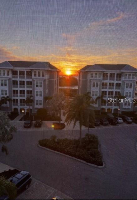 391 ARUBA CIRCLE 401, BRADENTON, FL, 34209 4 391 ARUBA CIRCLE 401