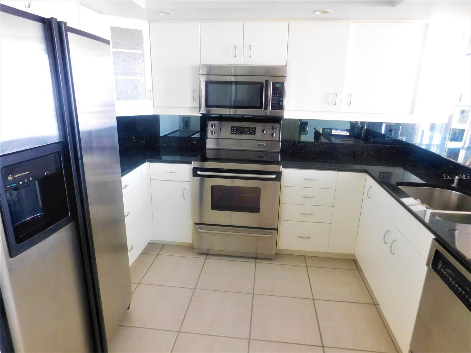 VALENCIA CONDO APTS - Residential Lease