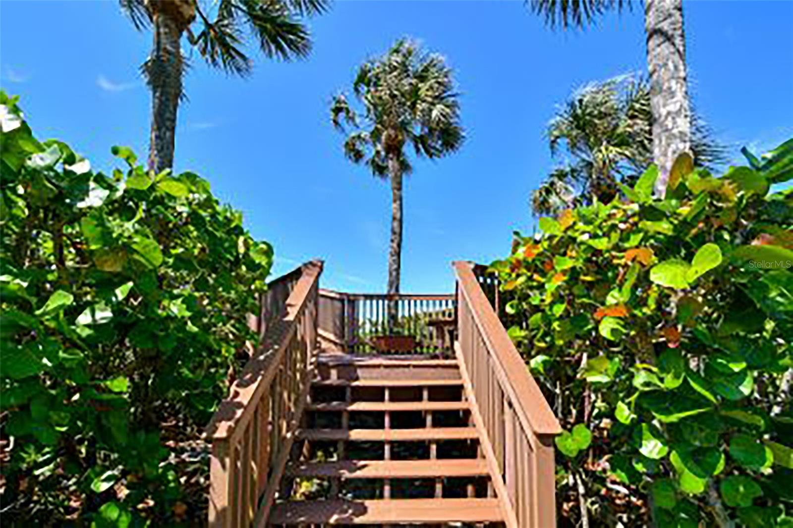 BEACHES OF LONGBOAT KEY PH-1 - Residential