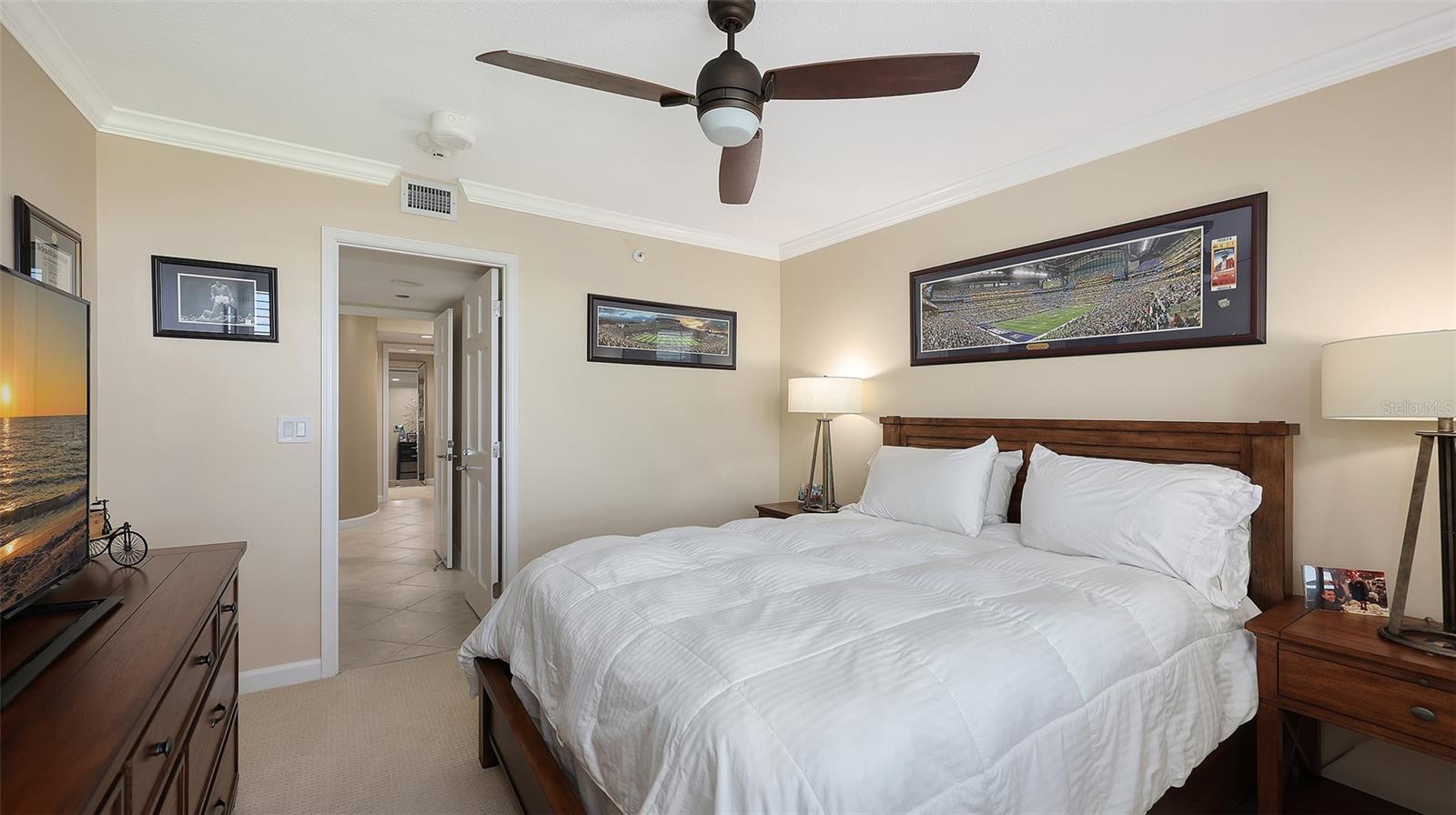 BEACHES OF LONGBOAT KEY PH-1 - Residential