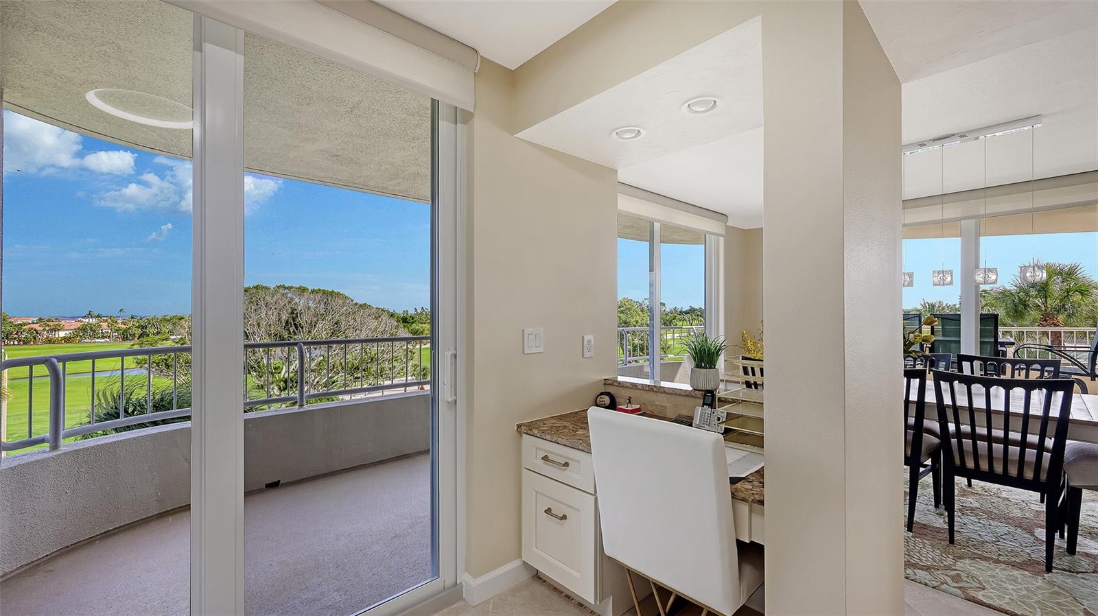 BEACHES OF LONGBOAT KEY PH-1 - Residential