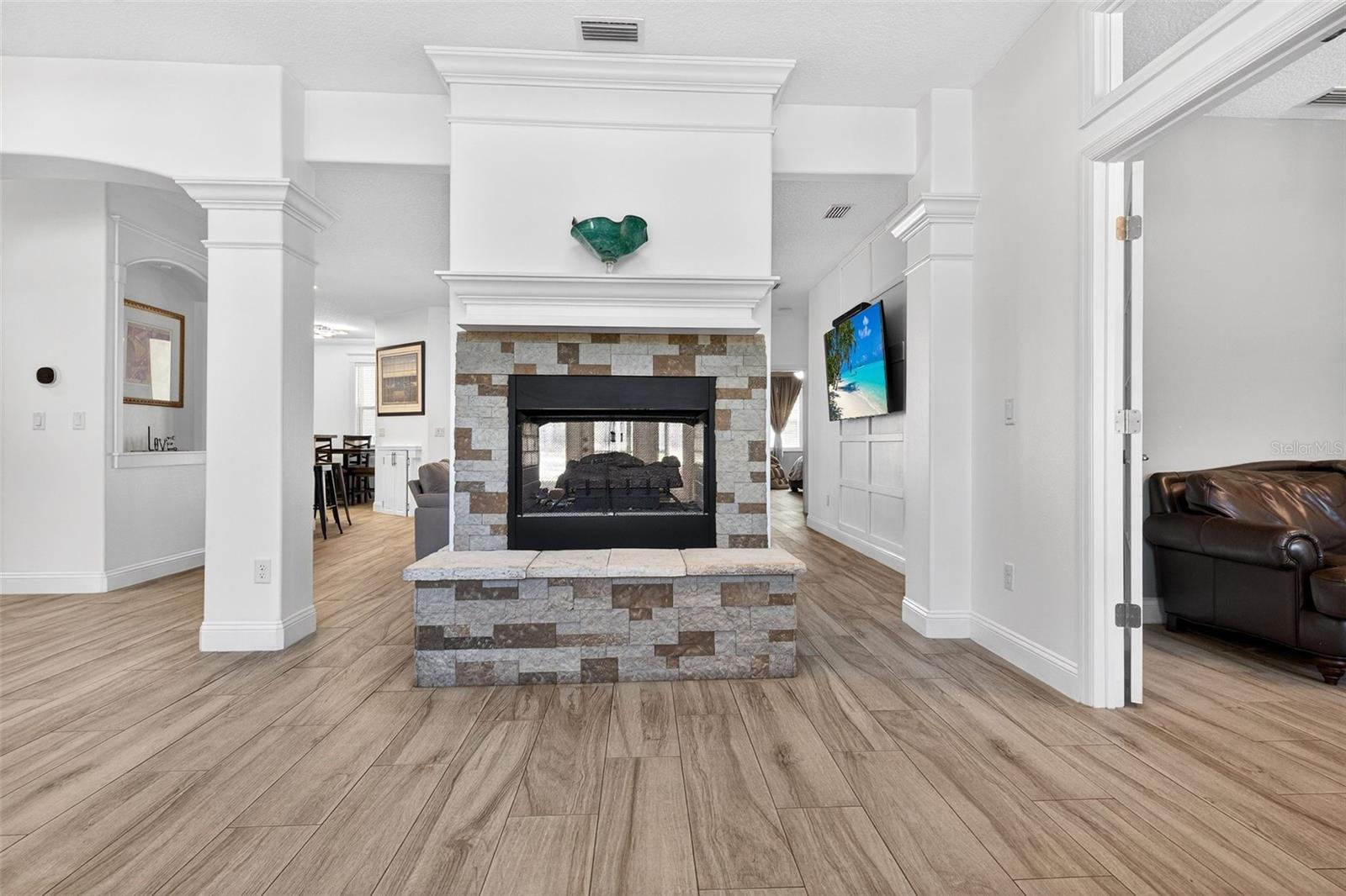 4895 STATE HWY 100 W