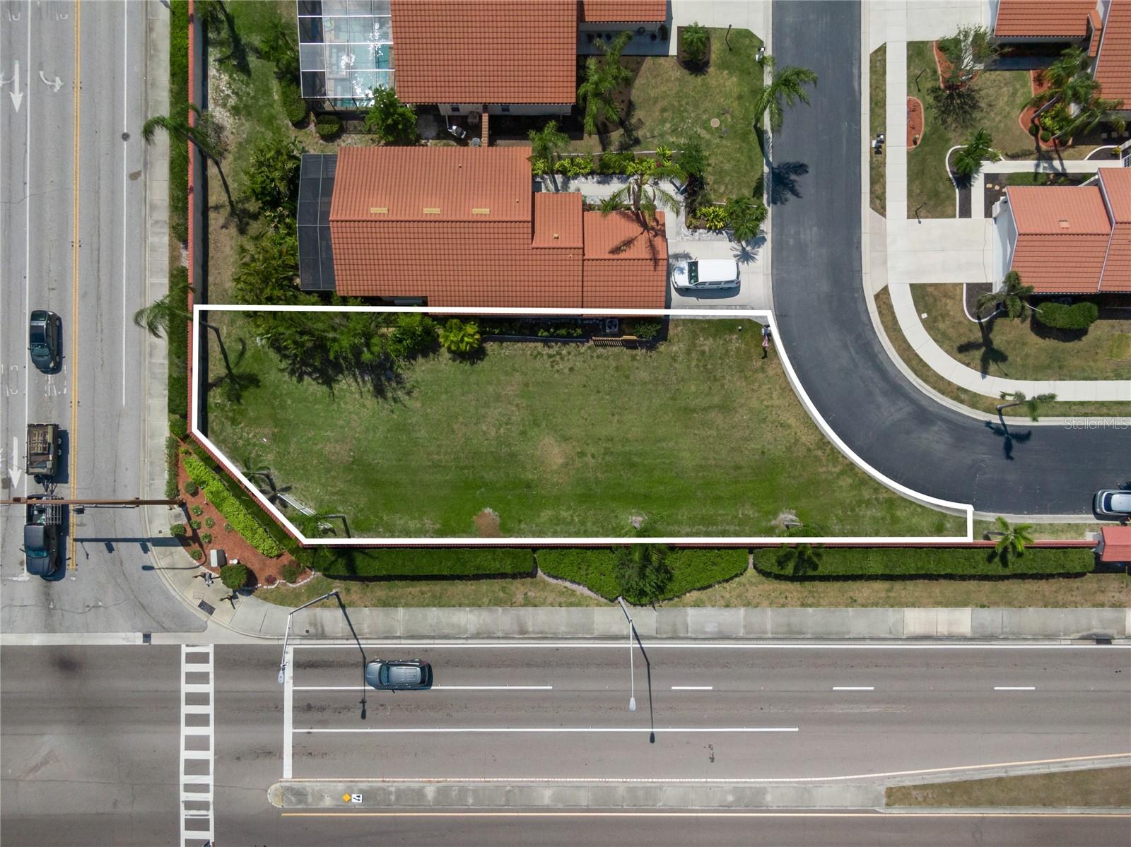 Rare Opportunity to Build Your Dream Home in Prime Sarasota Location!
This vacant lot is your chance to create the perfect home in an established, sought-after neighborhood. Ideally located just minutes from I-75, top-rated schools, Sarasota’s best restaurants, and major shopping centers — convenience meets lifestyle here.
A custom home plan is available, featuring a 3-bedroom, 2-bath layout with a 2-car garage, approximately 1,700 sq ft under air, and a durable tiled roof. Don’t miss your opportunity to bring your vision to life in one of Sarasota’s most desirable areas!