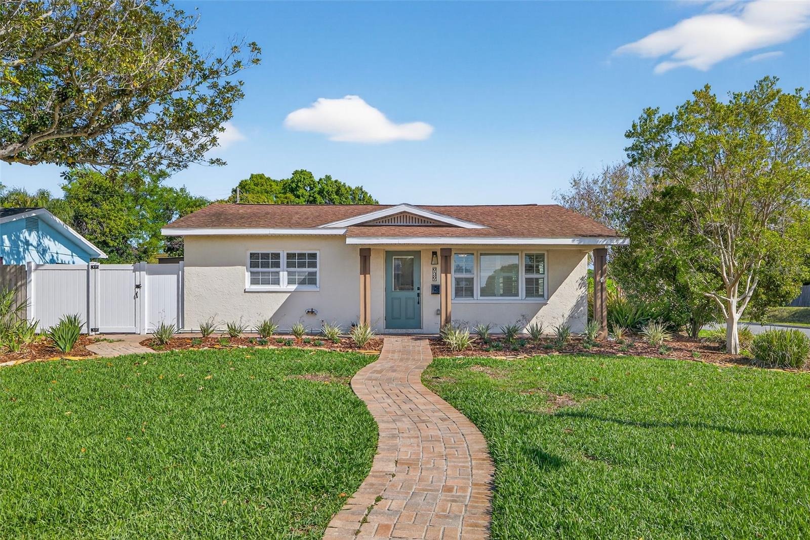 SNELL SHORES - Residential