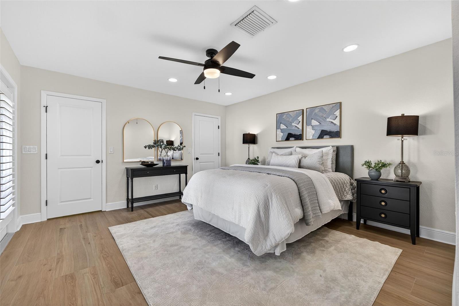 SNELL SHORES - Residential