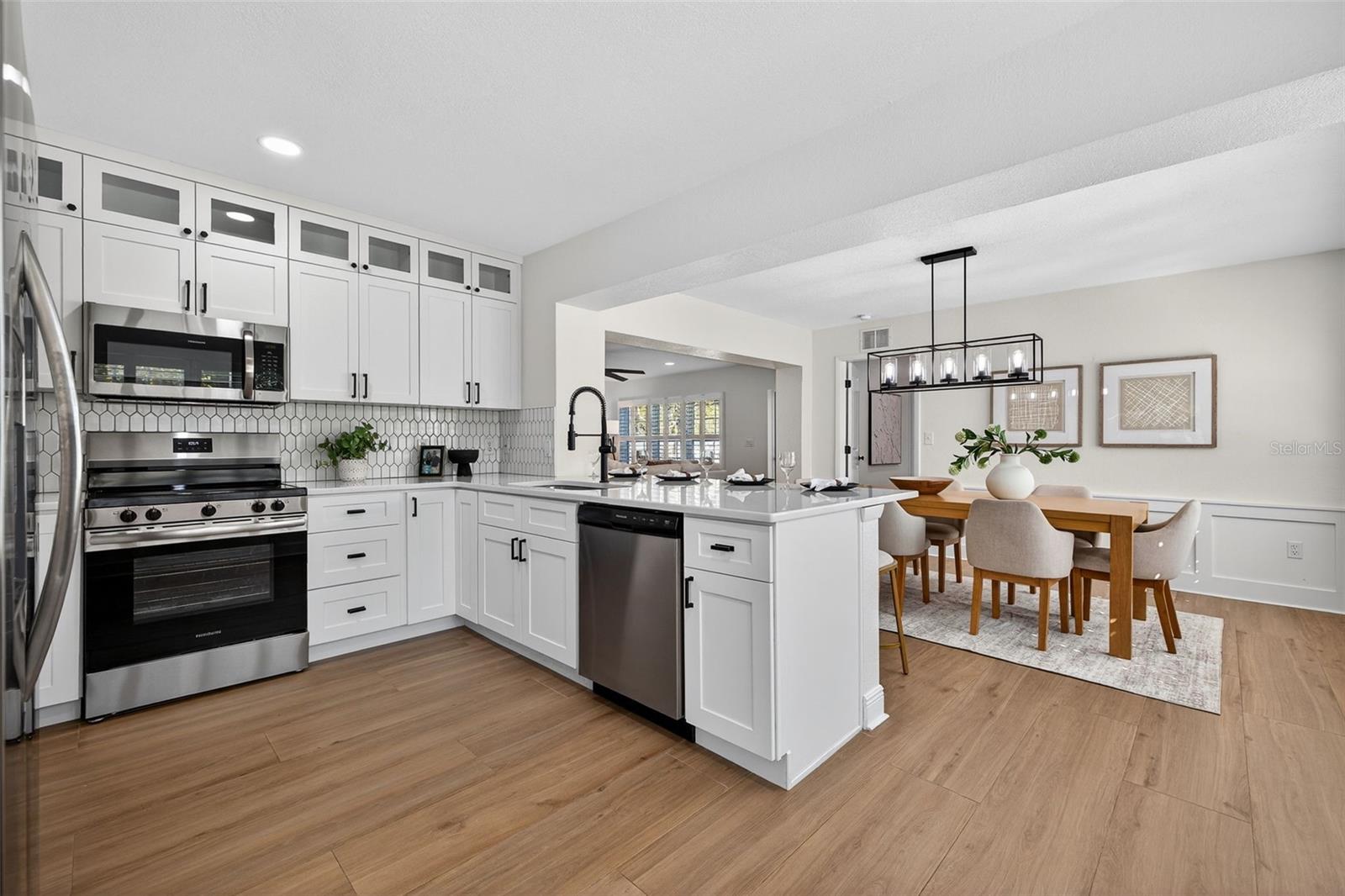 SNELL SHORES - Residential