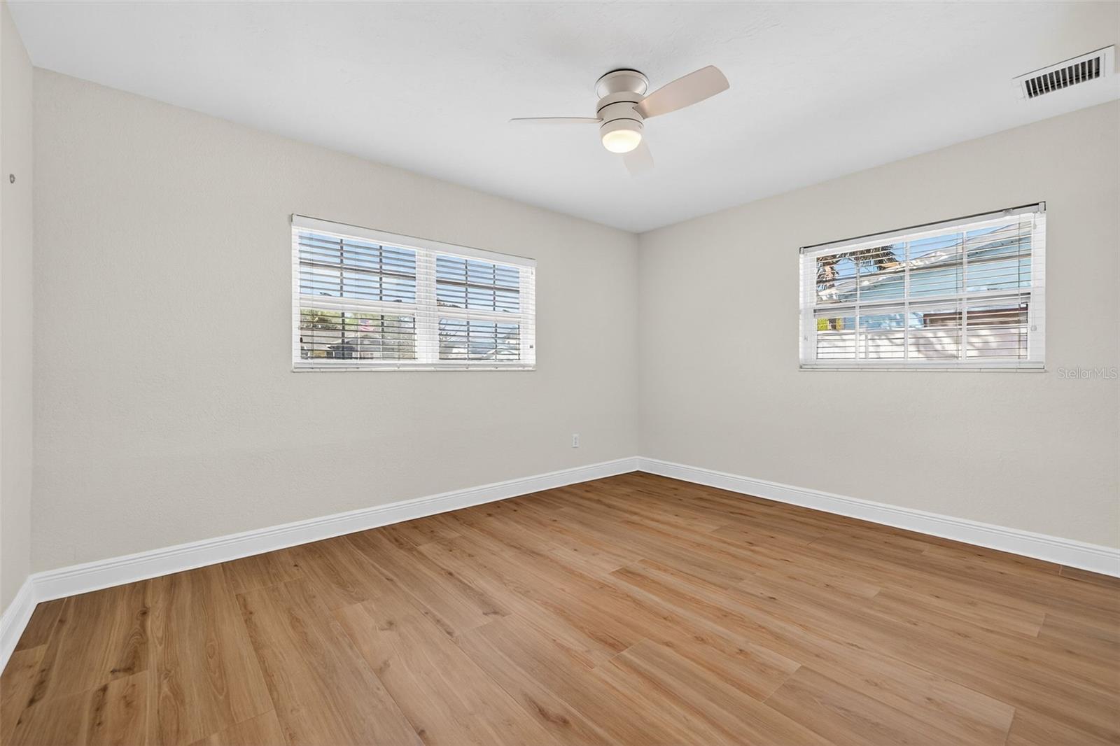 SNELL SHORES - Residential