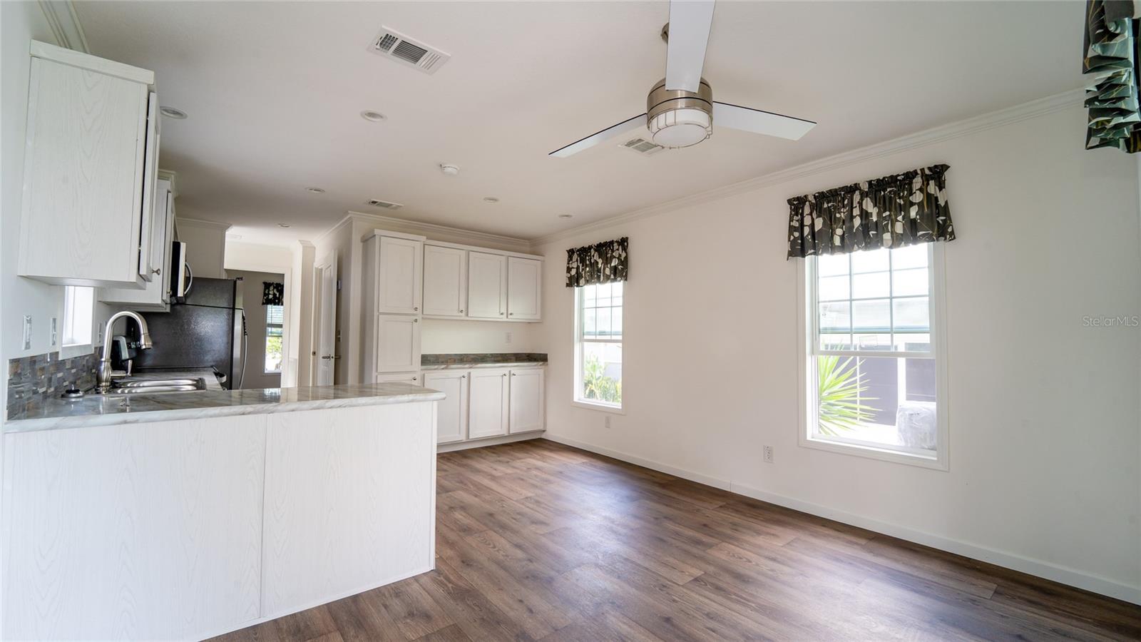 ZEPHYRHILLS COLONY CO - Residential Lease