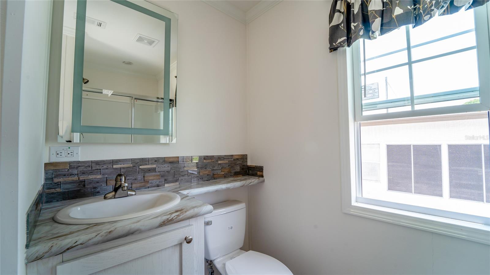 ZEPHYRHILLS COLONY CO - Residential Lease