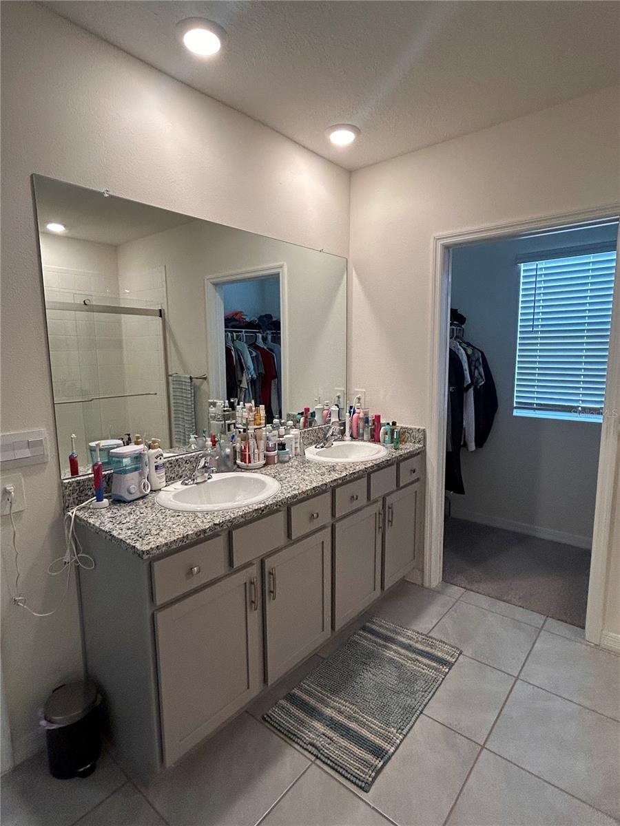 SOLERA AT LAKEWOOD RANCH PH II - Residential Lease