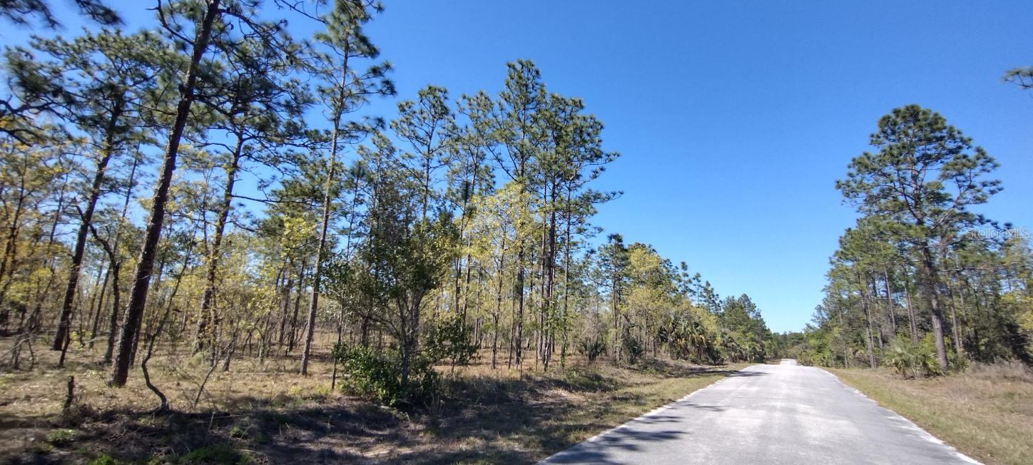 RAINBOW LAKES ESTATE - Land