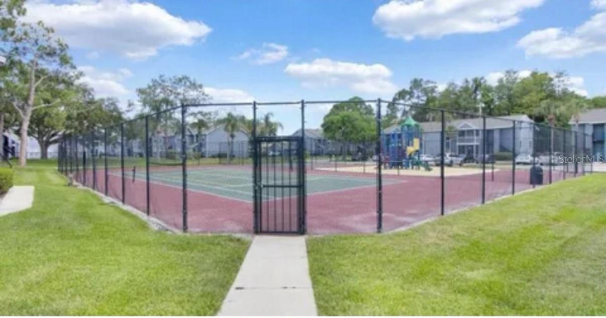 3827 BAY CLUB CIRCLE 204