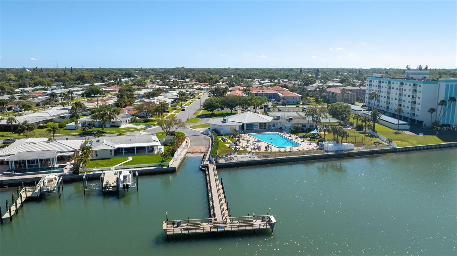 IMPERIAL POINT CONDO - Residential