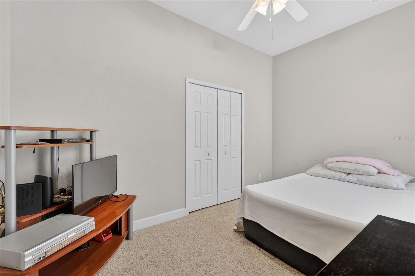 GROVELAND VILLAS AT GREEN GATE - Residential