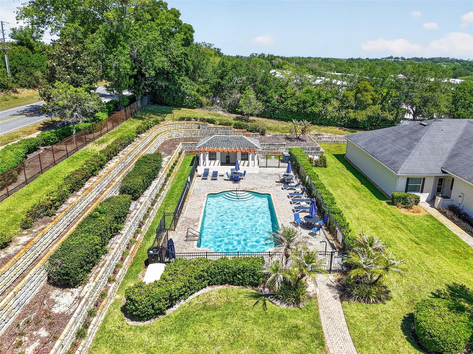 GROVELAND VILLAS AT GREEN GATE - Residential