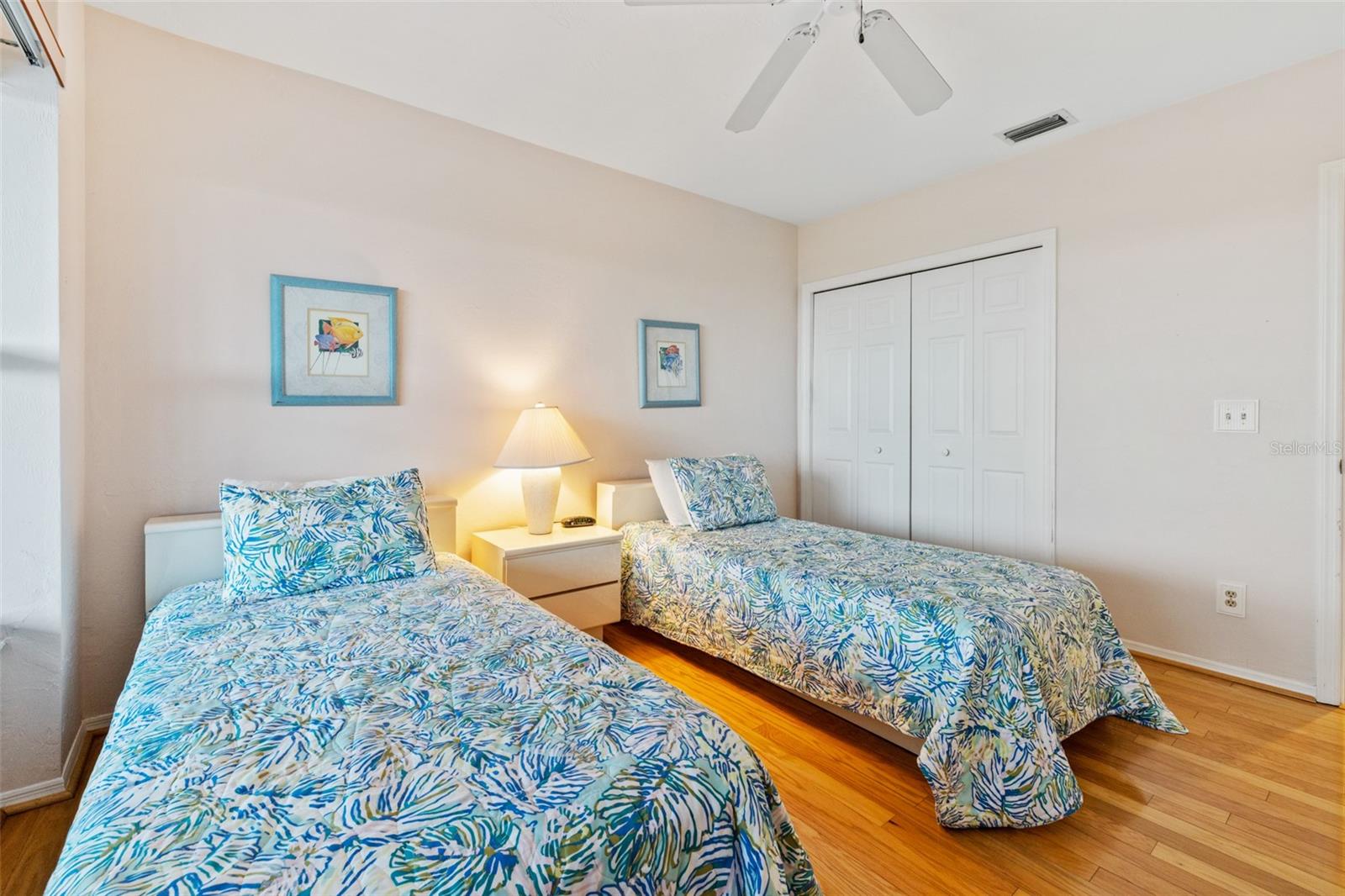 CEDAR ISLAND CLUB, A CONDO - Residential