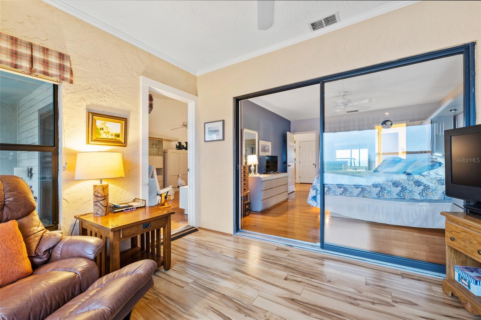 CEDAR ISLAND CLUB, A CONDO - Residential