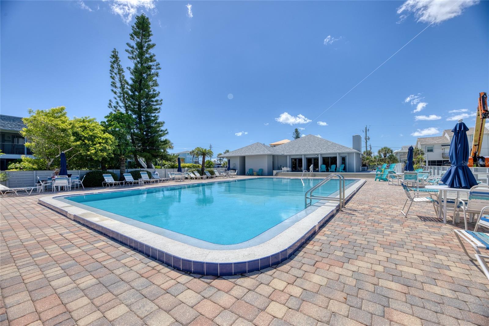CEDAR ISLAND CLUB, A CONDO - Residential