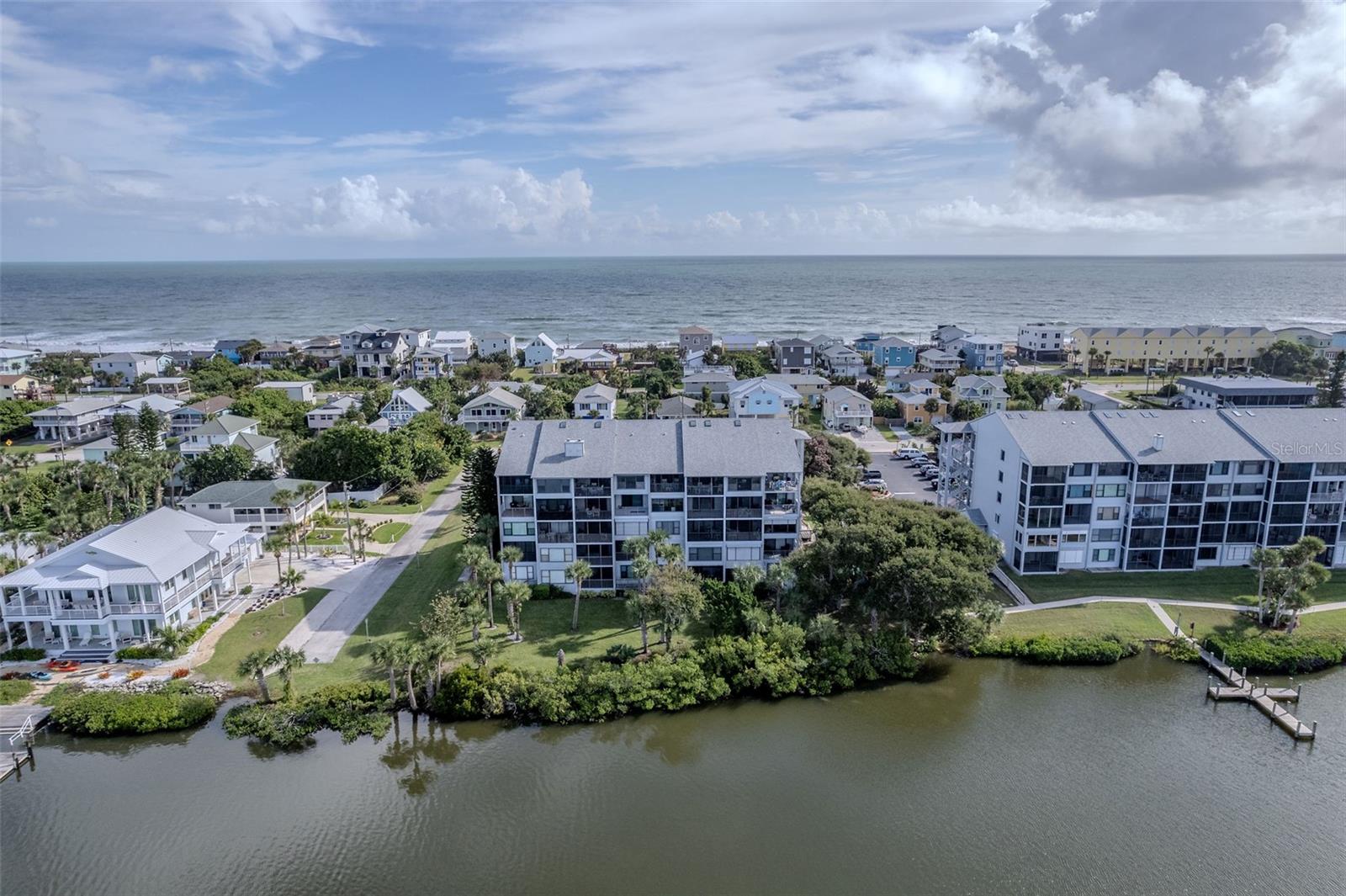 CEDAR ISLAND CLUB, A CONDO - Residential