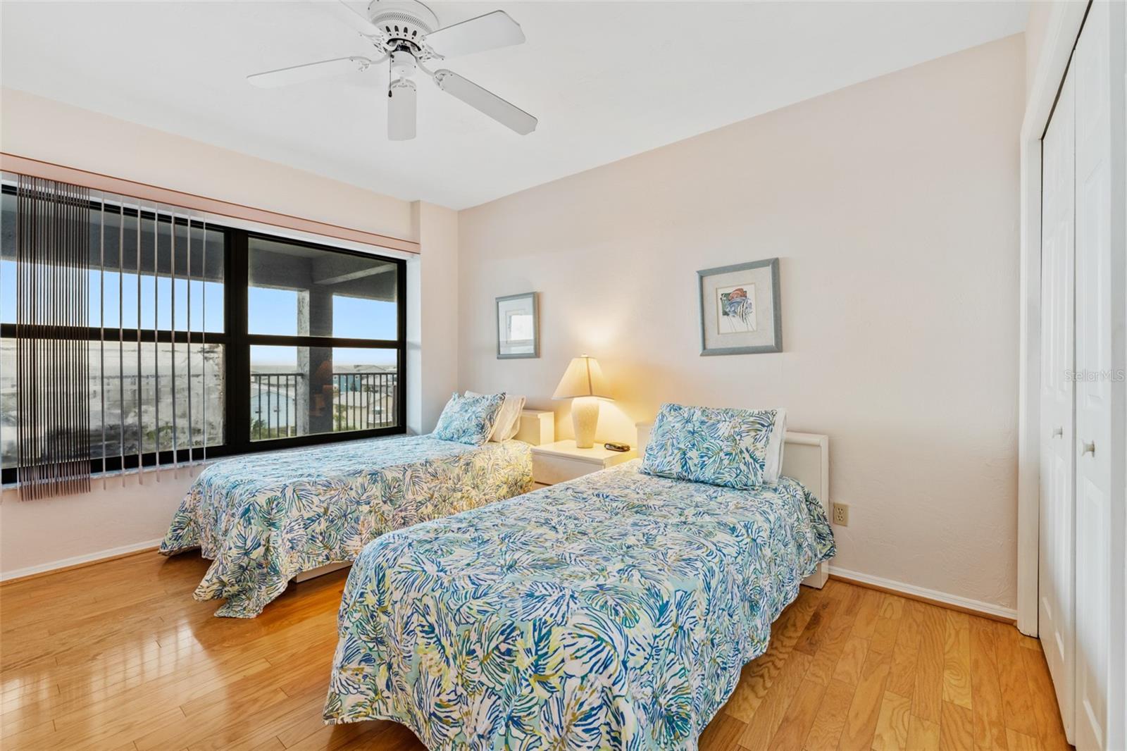 CEDAR ISLAND CLUB, A CONDO - Residential