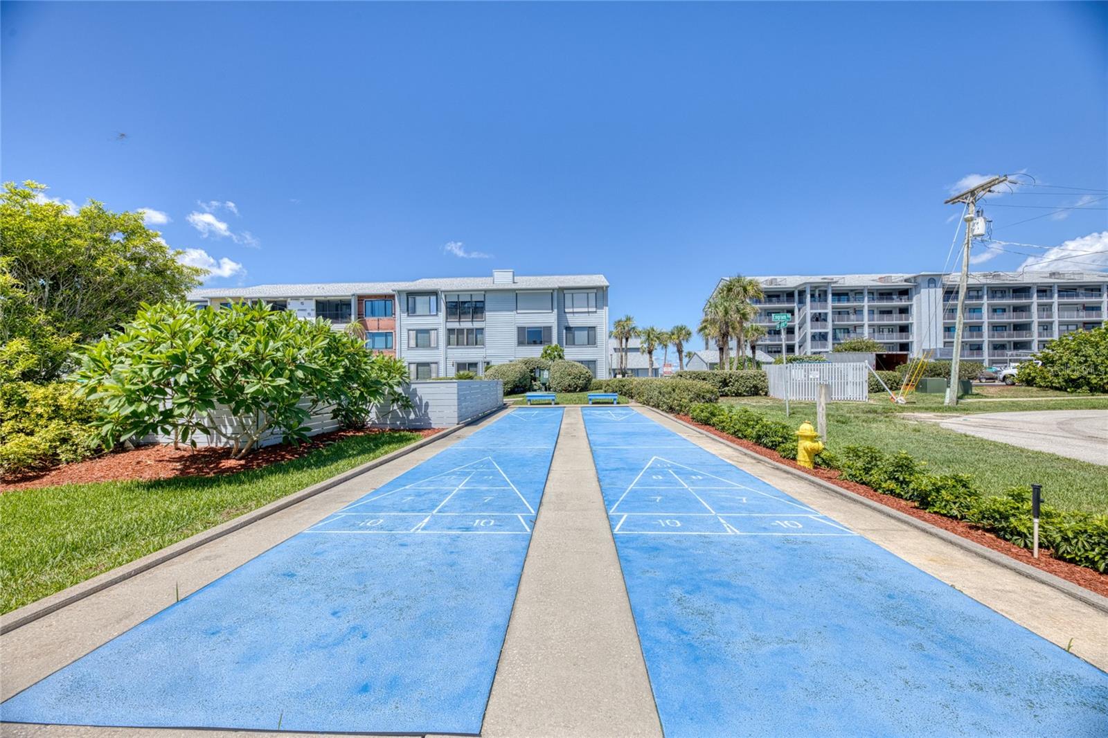 CEDAR ISLAND CLUB, A CONDO - Residential