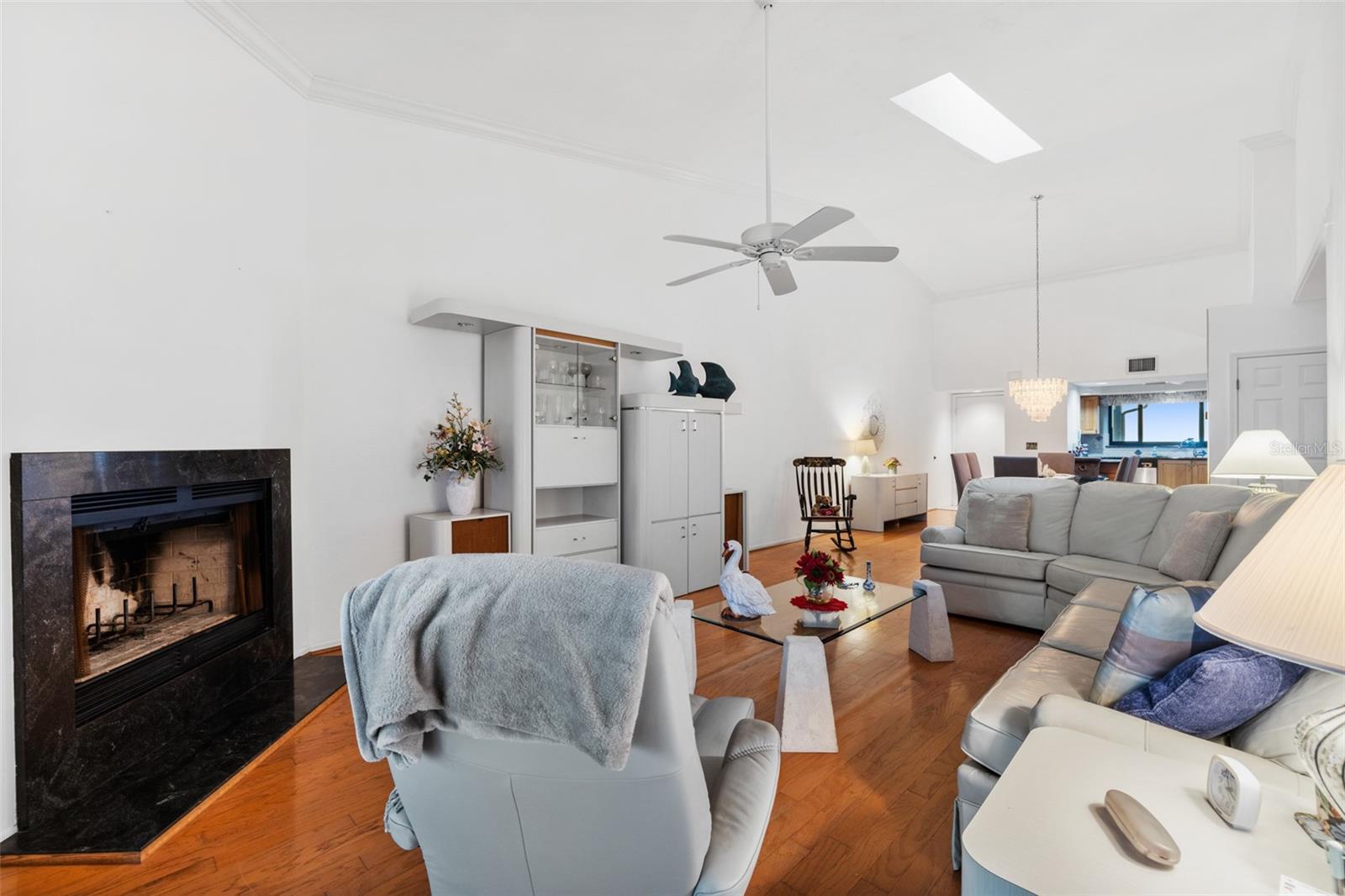 CEDAR ISLAND CLUB, A CONDO - Residential