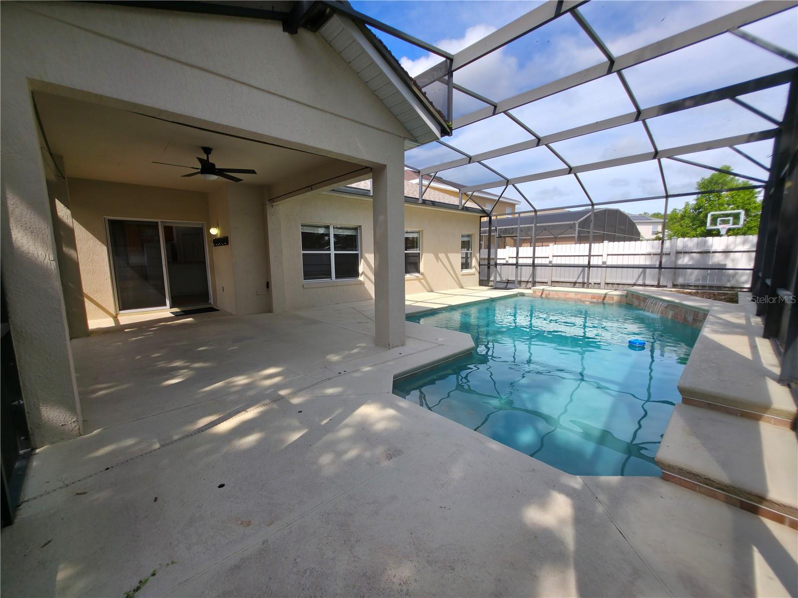 FALCON TRACE UNIT 9 - Residential Lease