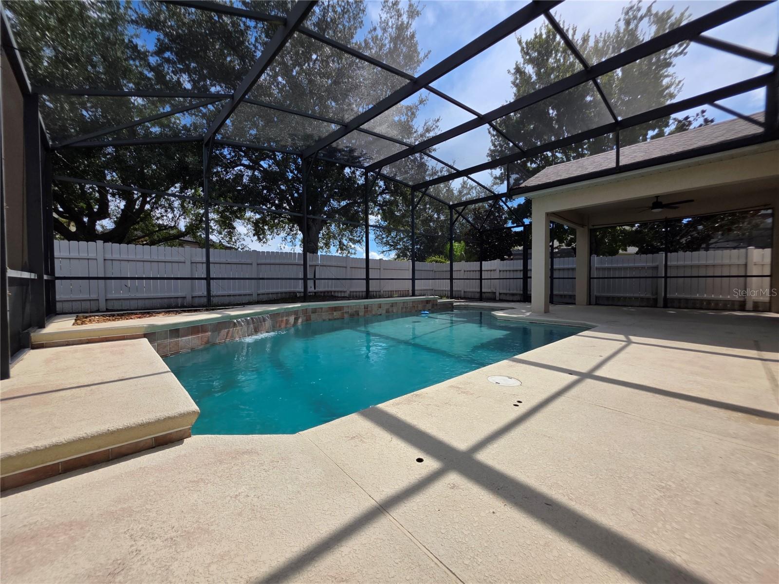 FALCON TRACE UNIT 9 - Residential Lease