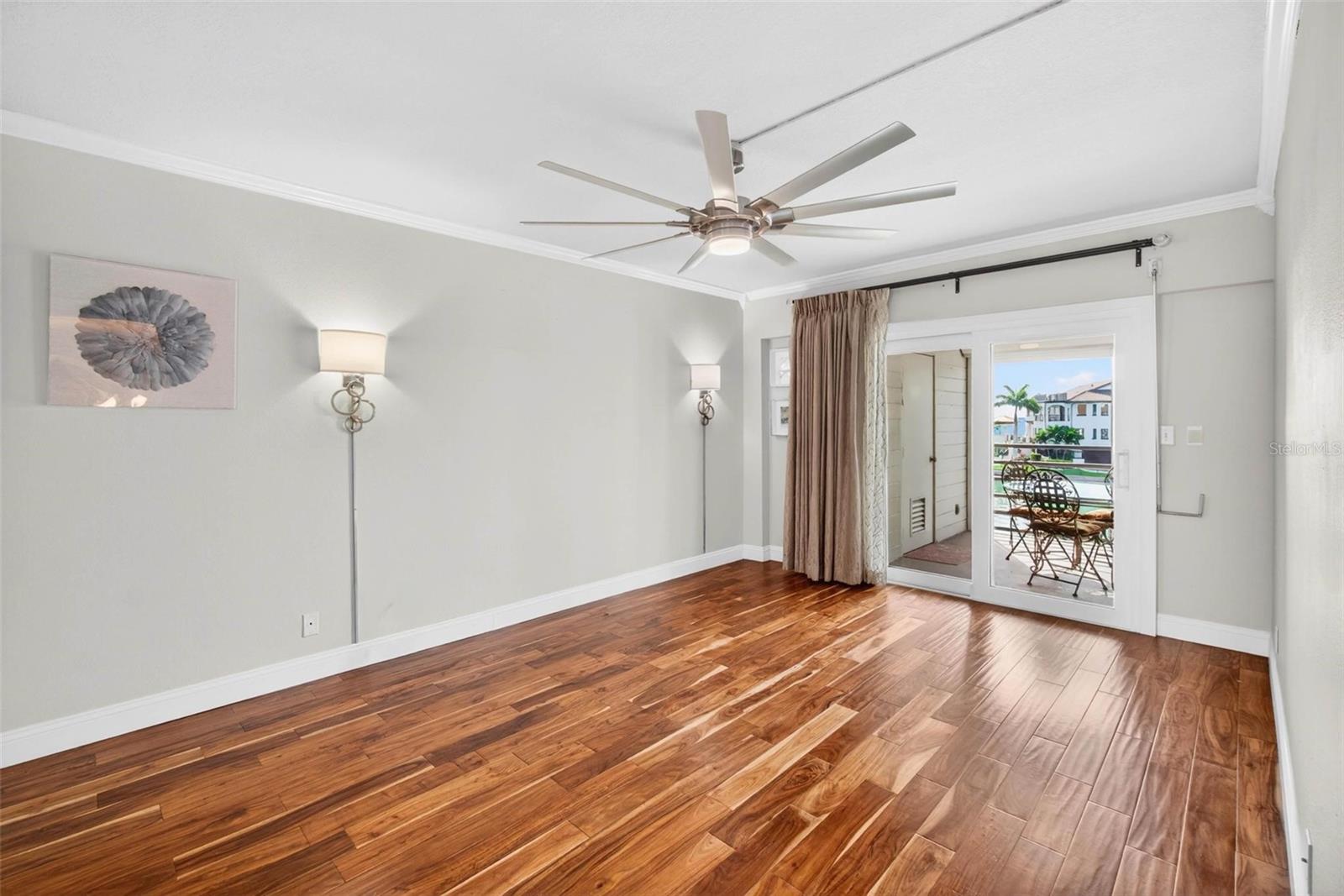 ANCHOR COVE 1 CONDO - Residential