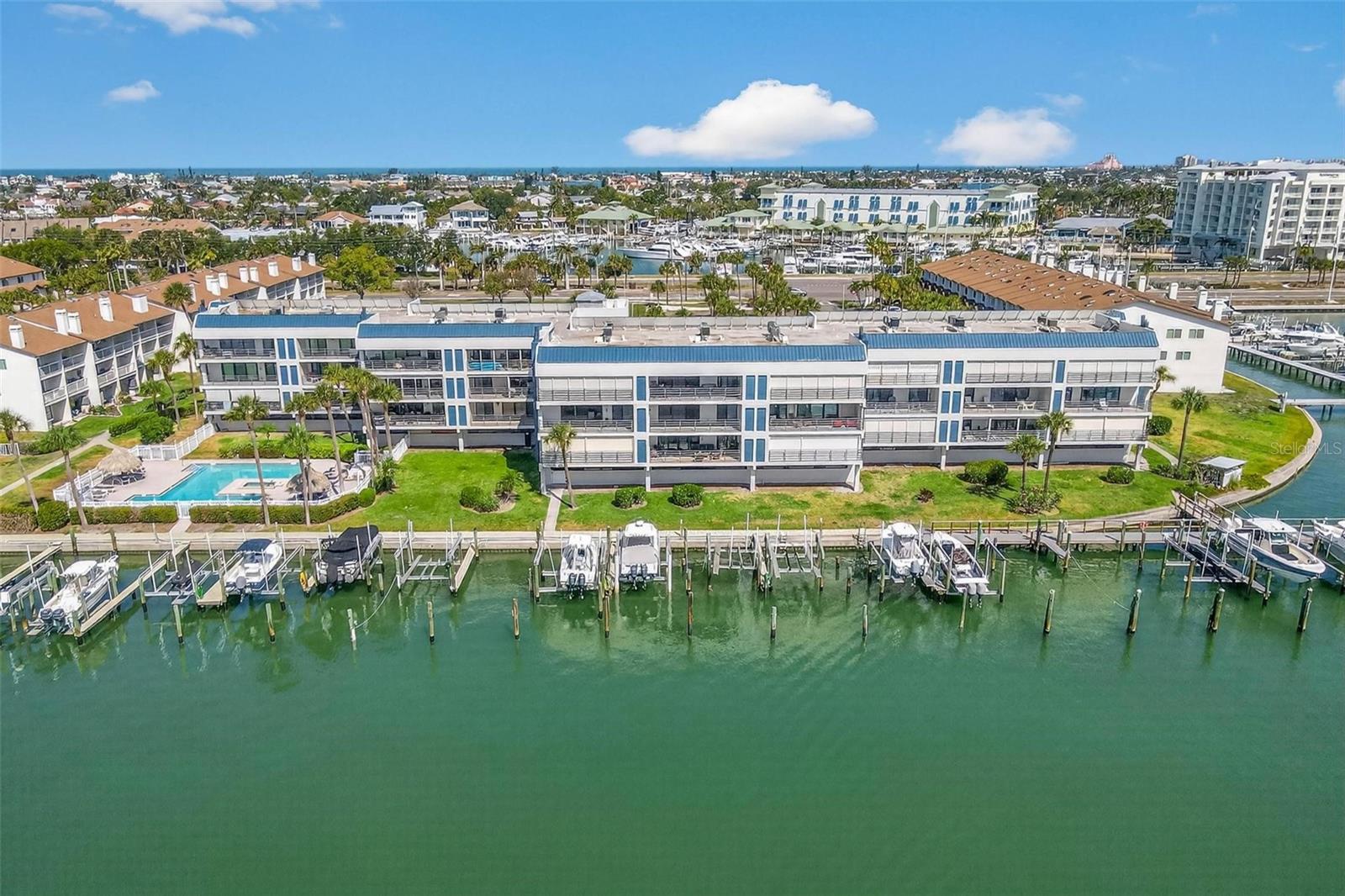 ANCHOR COVE 1 CONDO - Residential