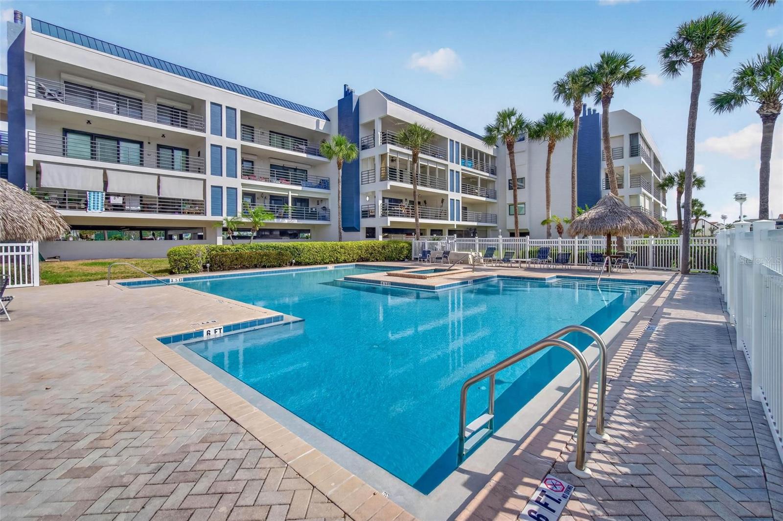 ANCHOR COVE 1 CONDO - Residential