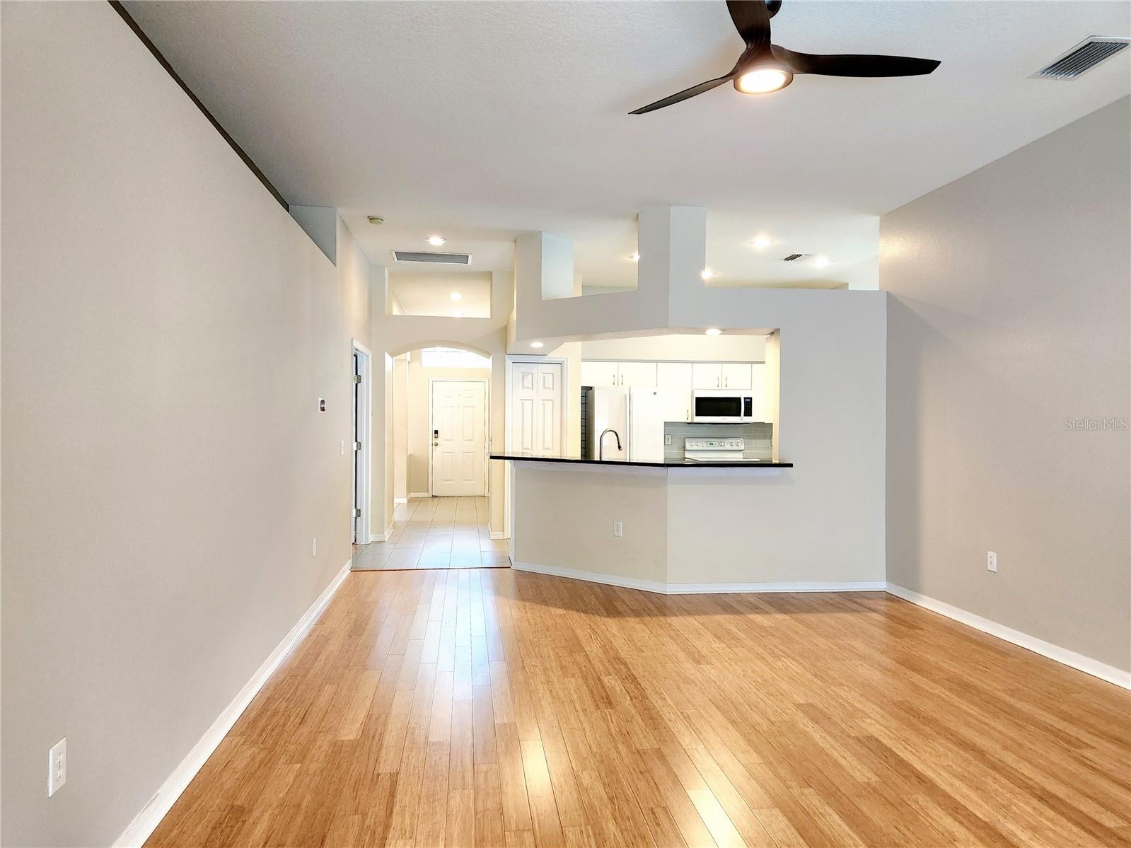 MEADOW POINTE - Residential