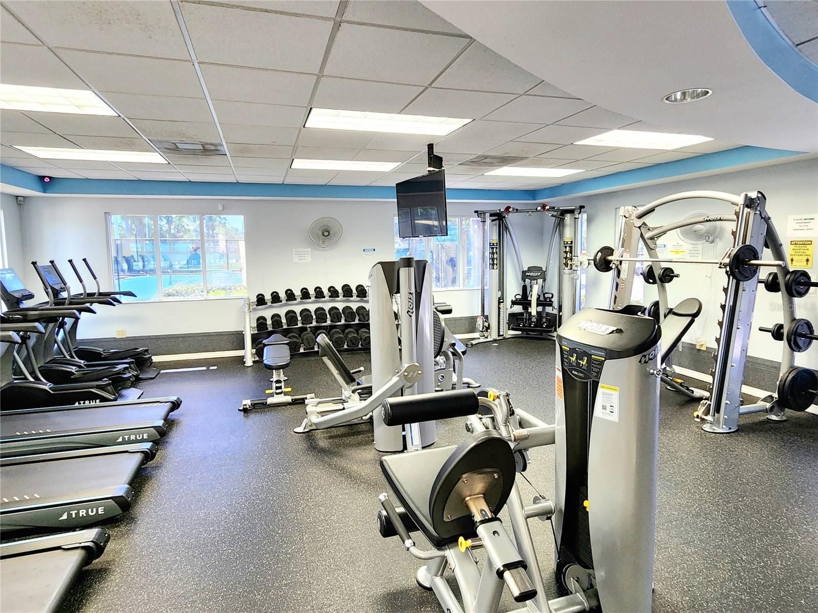 MEADOW POINTE - Residential