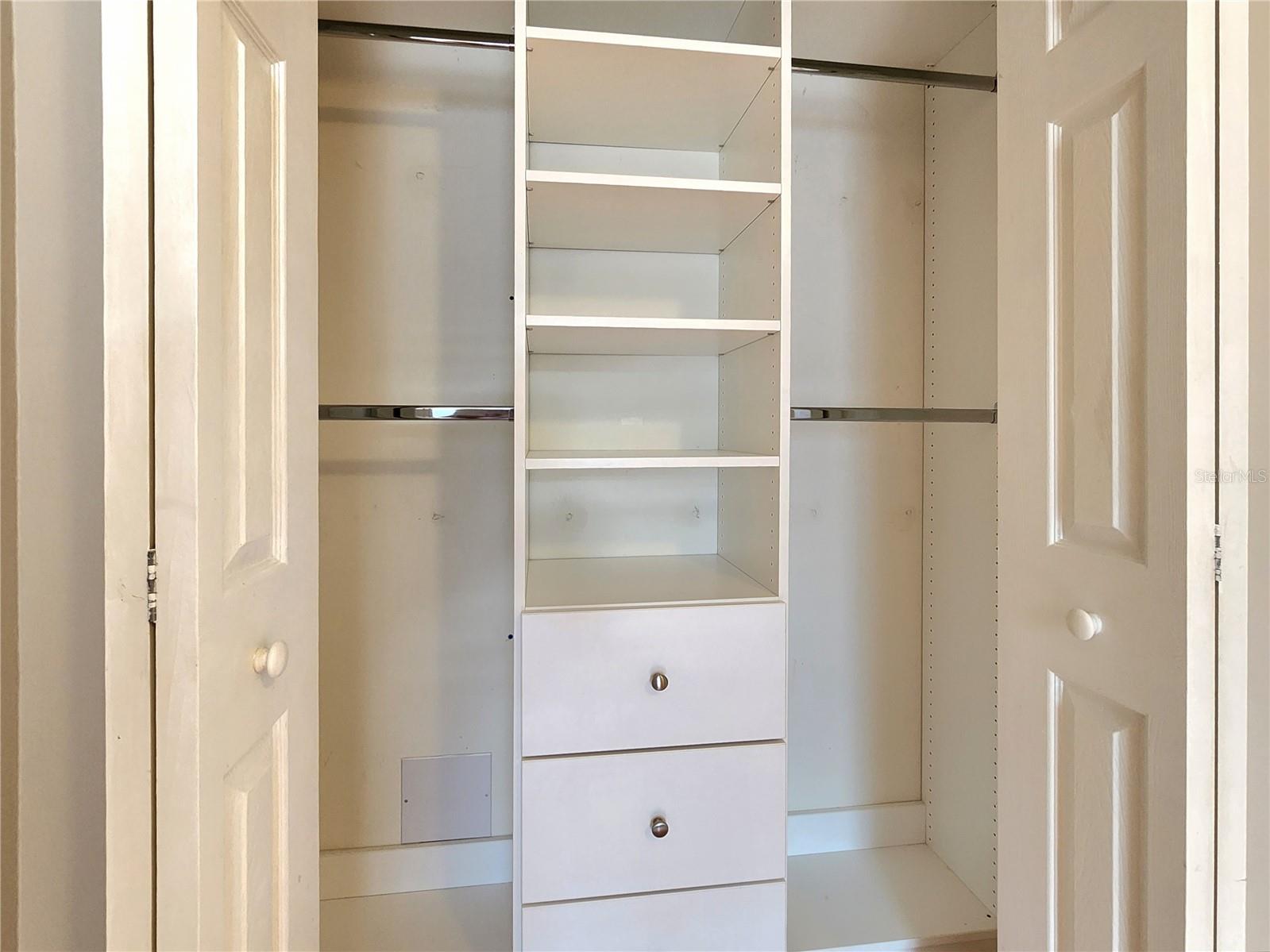 MEADOW POINTE - Residential