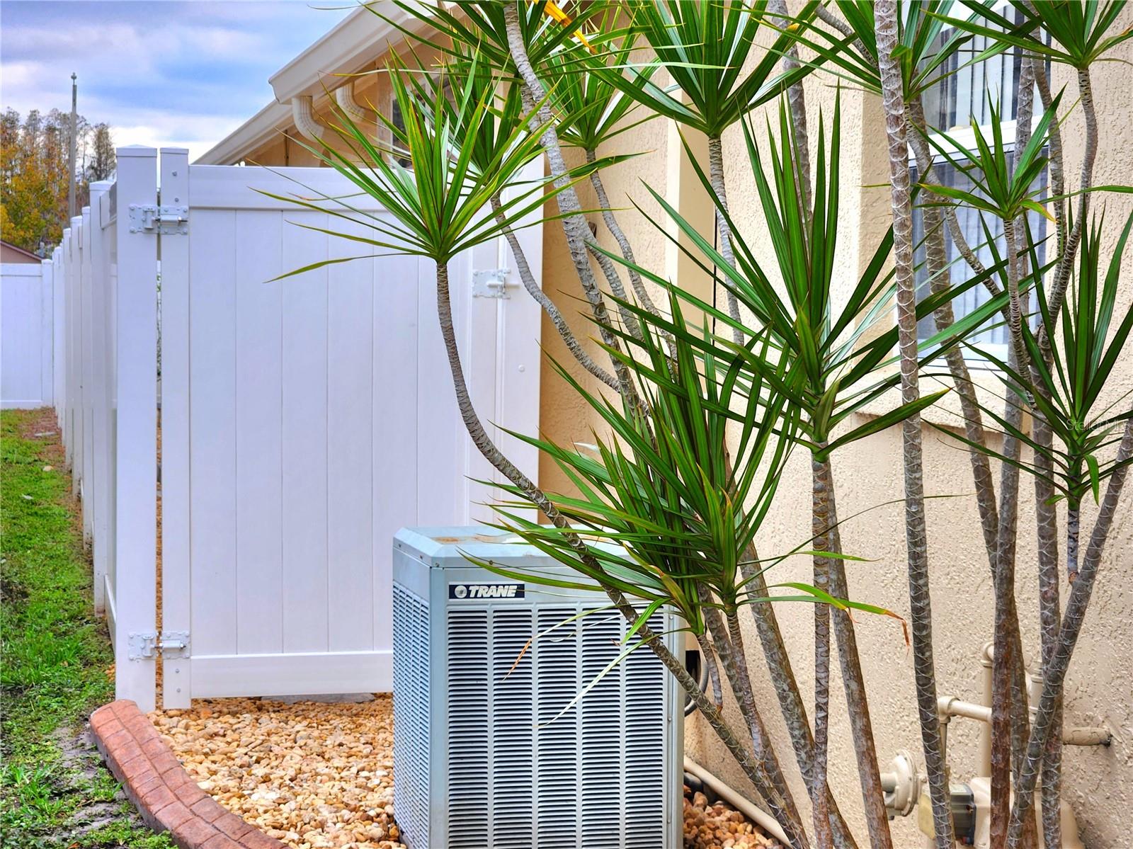 MEADOW POINTE - Residential