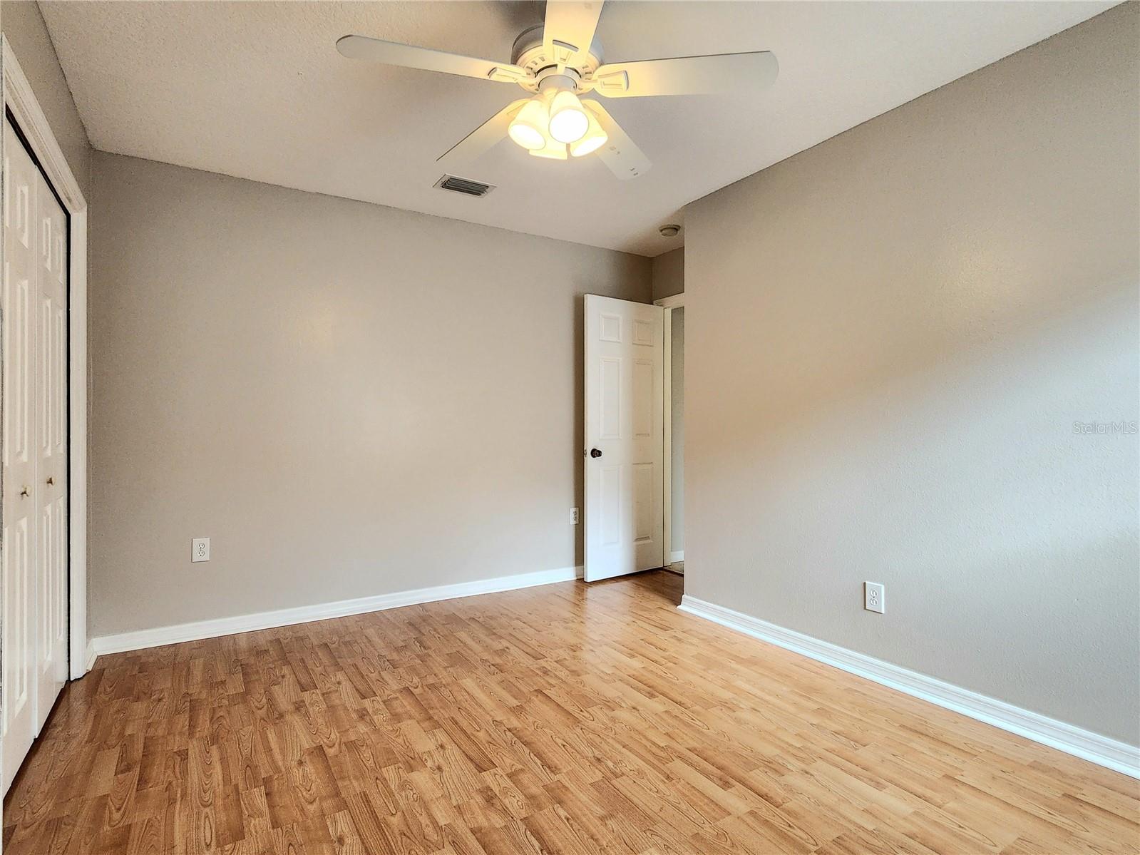 MEADOW POINTE - Residential