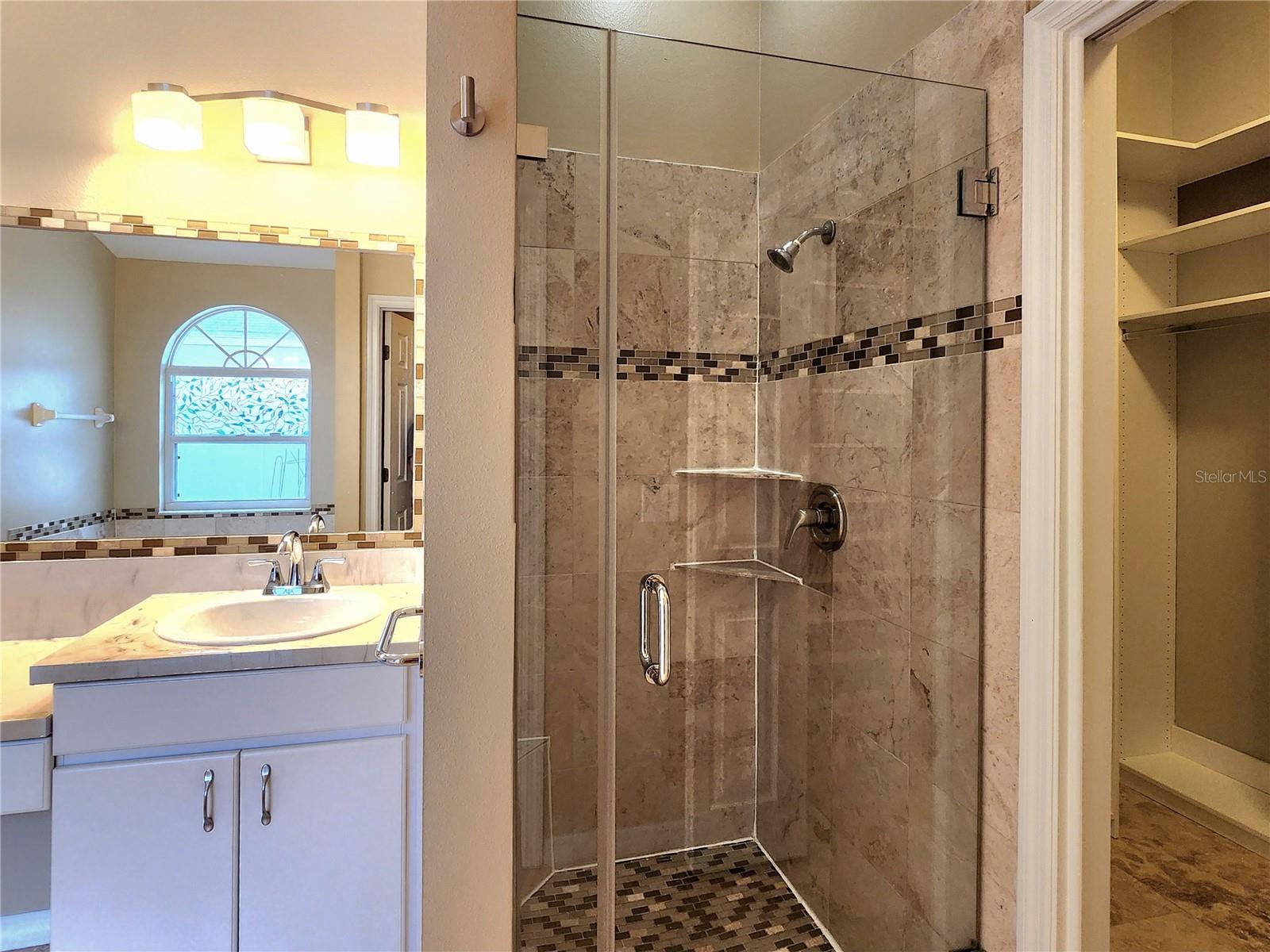 MEADOW POINTE - Residential